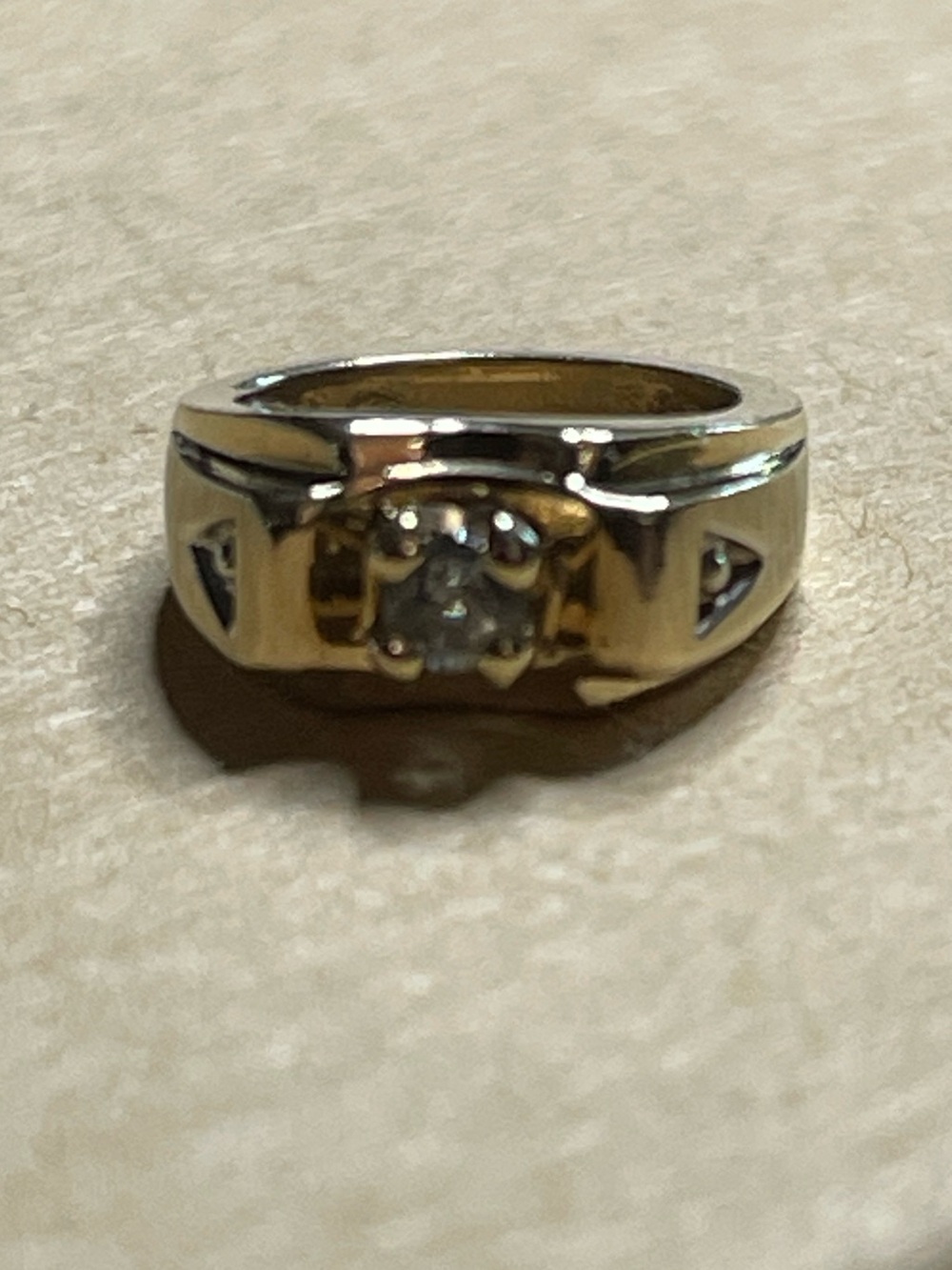 10KT SMALL Charm Size Ring with Diamond Chip. Very cute. See photos. - Picture 3 of 16